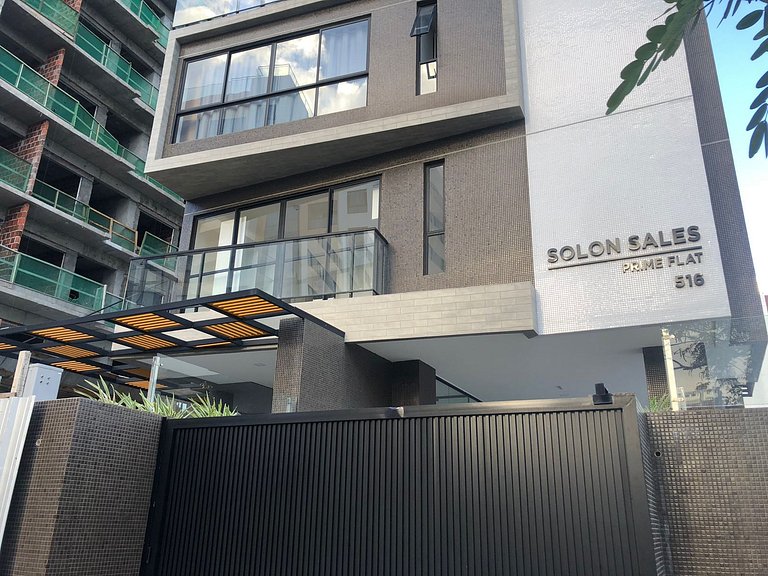 Prédio em Manaíra com Varanda & Piscina