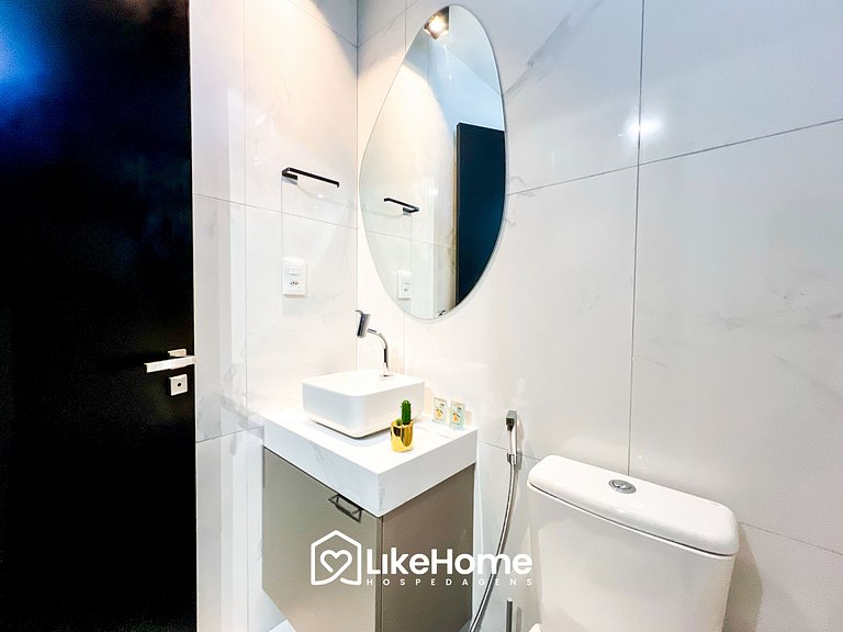 Lindo flat em Tambaú praia c/ piscina - LikeHome