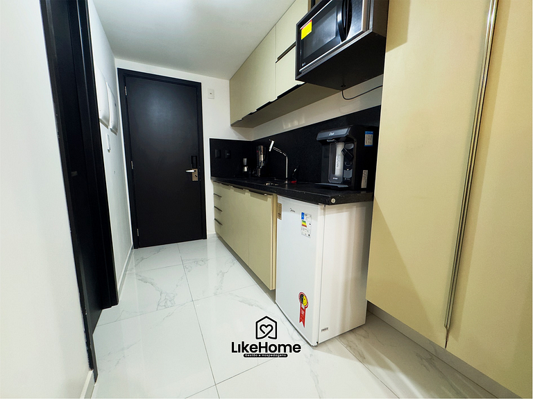 Flat c/ varanda espaçoso Tambaú praia - LikeHome