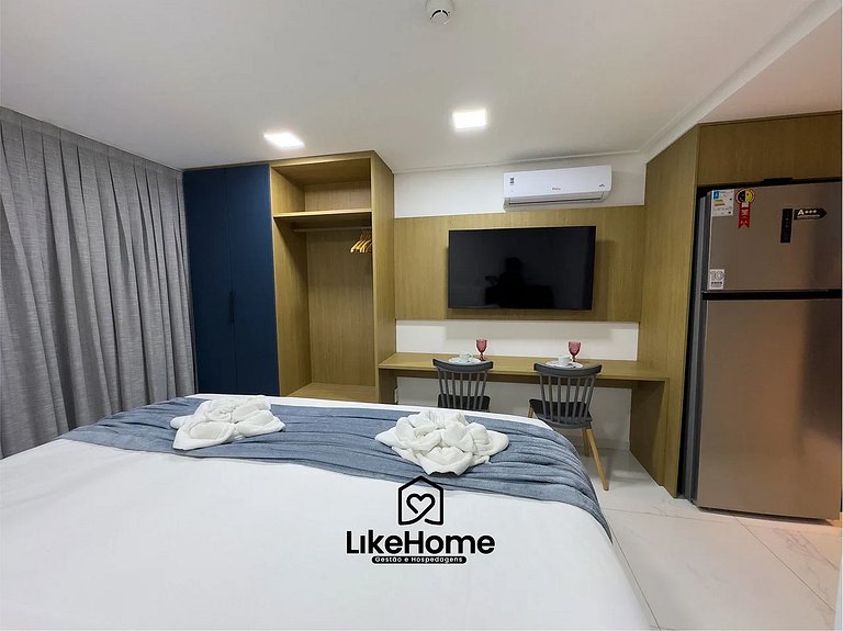 Flat em Tambaú espaçoso c/ varanda - LikeHome