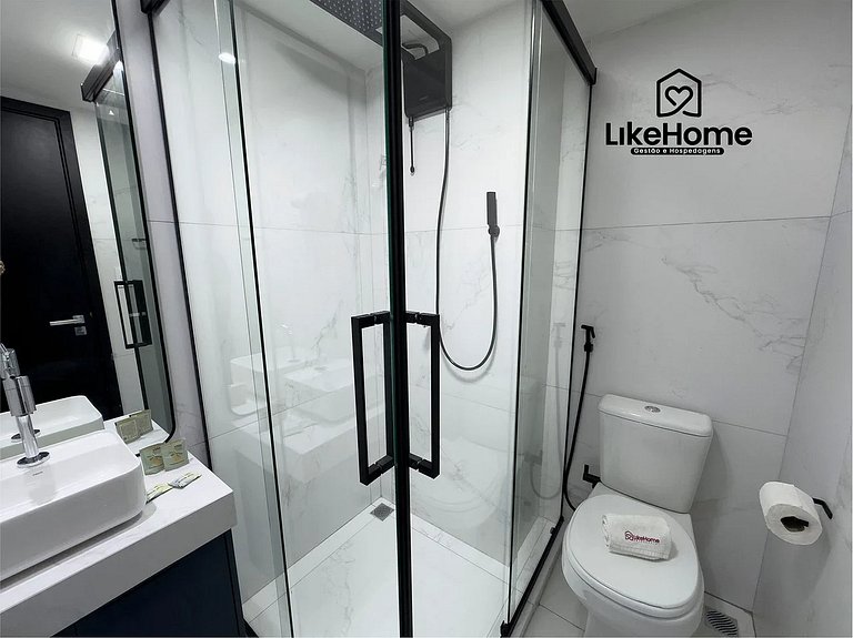 Flat em Tambaú espaçoso c/ varanda - LikeHome