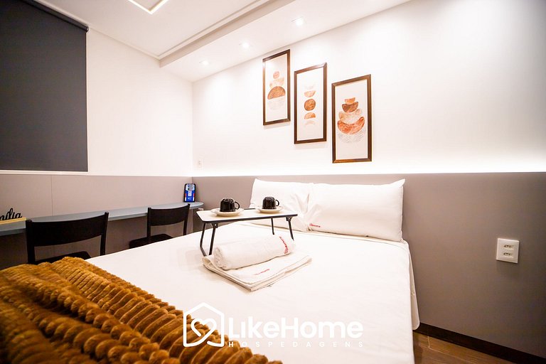 Flat perfeito p/ 3 em Tambaú c/ pisicna - LikeHome