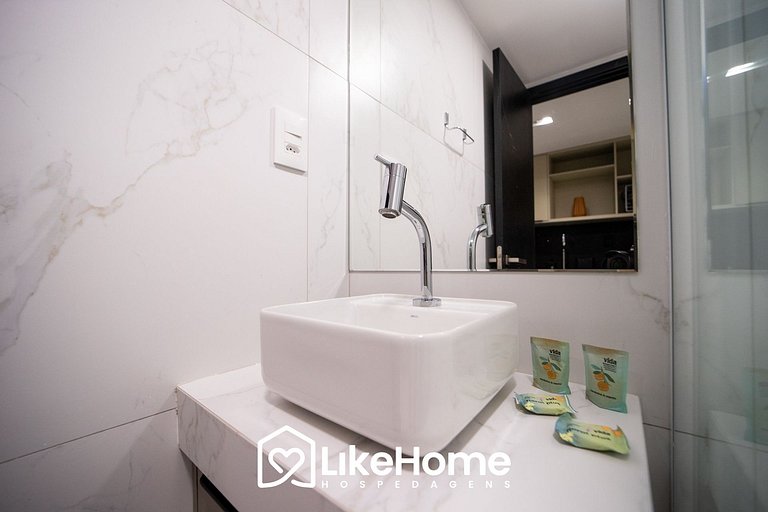 Incrível Flat Tambaú perto do letreiro- LikeHome