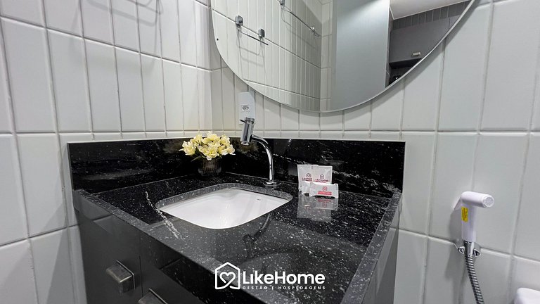 Flat em Manaíra com janelão vista mar  - LikeHome