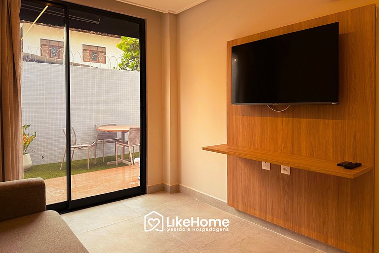 Flat à 50m da praia com área externa - LikeHome