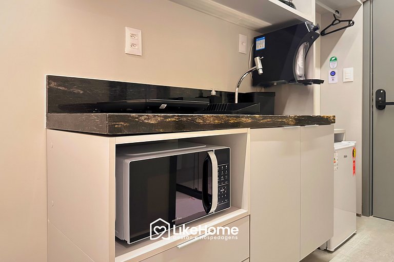 Flat no Cabo Branco c/ piscina e hidro - LikeHome