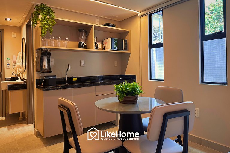 Flat c/ belo terraço no Hit - LikeHome Hospedagens