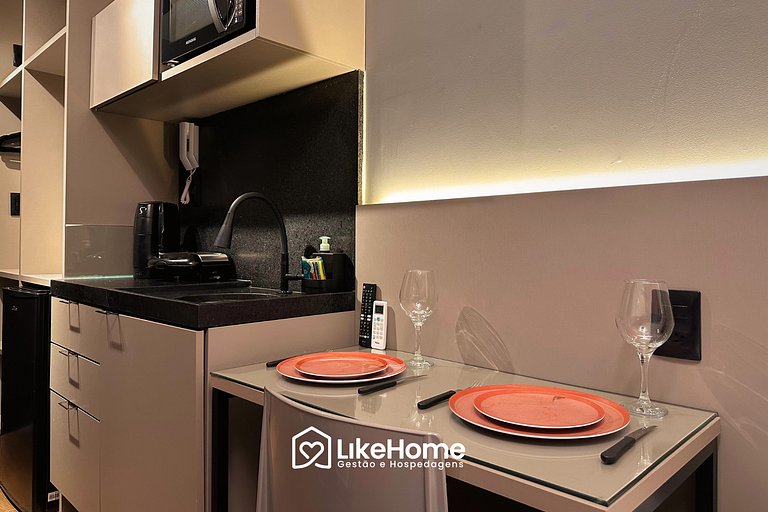 Incrível flat c/ vista cidade em Tambaú - LikeHome