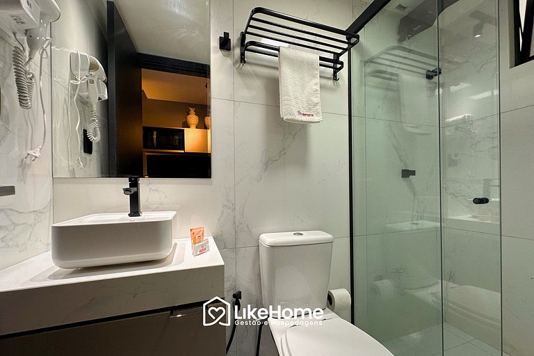 Incrível flat c/ vista cidade em Tambaú - LikeHome