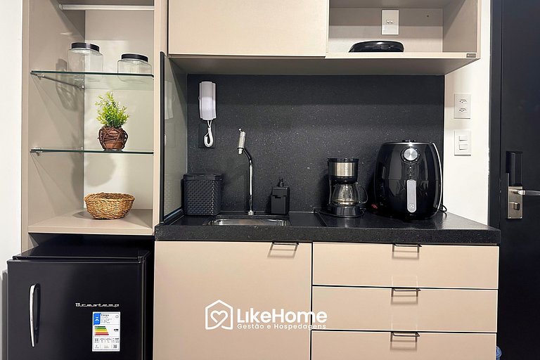 Flat compacto completo em Tambaú - LikeHome