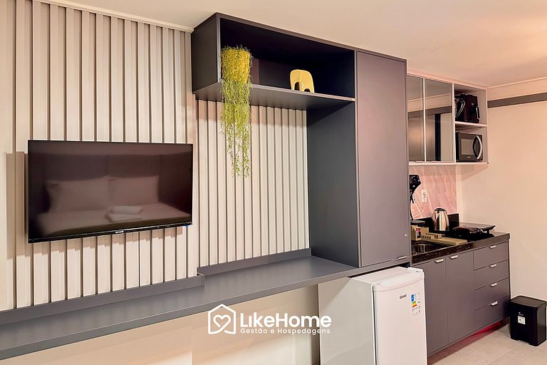 Flat c/ varanda vista cidade na orla JP - LikeHome