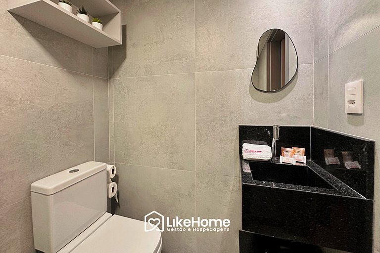 Flat c/ varanda vista cidade na orla JP - LikeHome