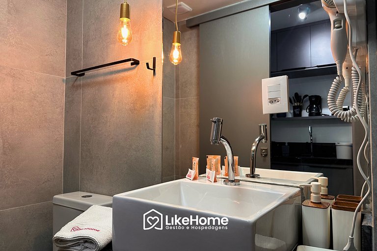 Flat Cabo Branco piscina borda infinita - LikeHome