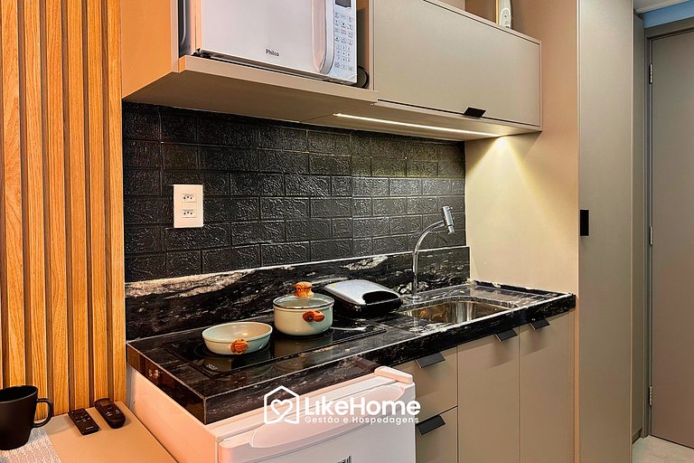 Belo e Encantador Flat 50 m da praia - LikeHome