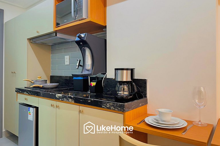 Flat praia no térreo com vista jardim - LikeHome