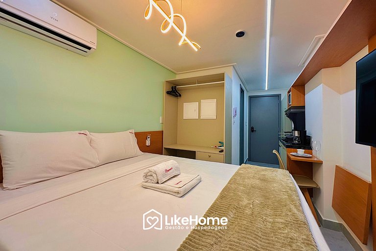 Flat praia no térreo com vista jardim - LikeHome