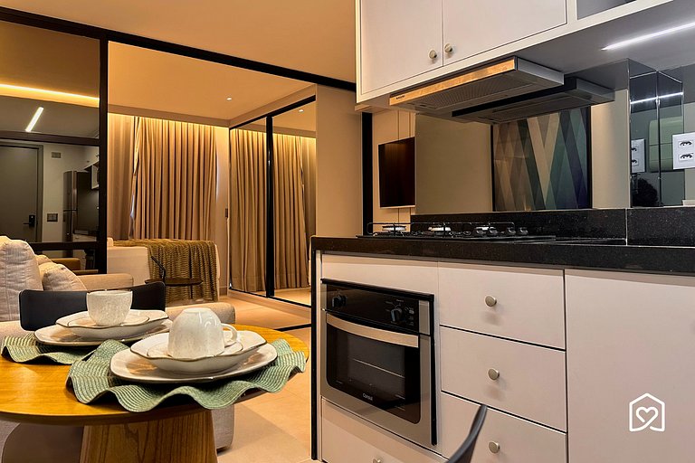 Flat com varanda vista piscina no Bessa - LikeHome
