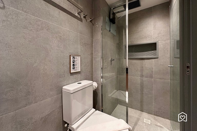 Flat planejado a poucos metros da praia - LikeHome