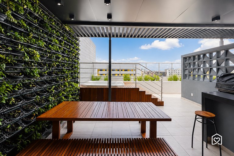 Box 150 Building - LikeHome Accommodations