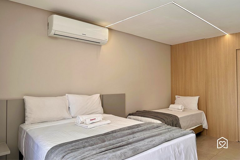 Family flat with pool at Bessa beach - LikeHome