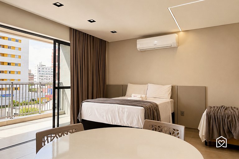 Family flat with pool at Bessa beach - LikeHome