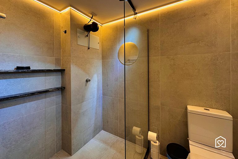 Espaçoso Flat 50 m da praia Cabo Branco - LikeHome