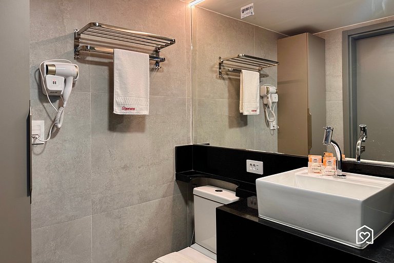 Flat Planejado na praia de Cabo Branco - LikeHome