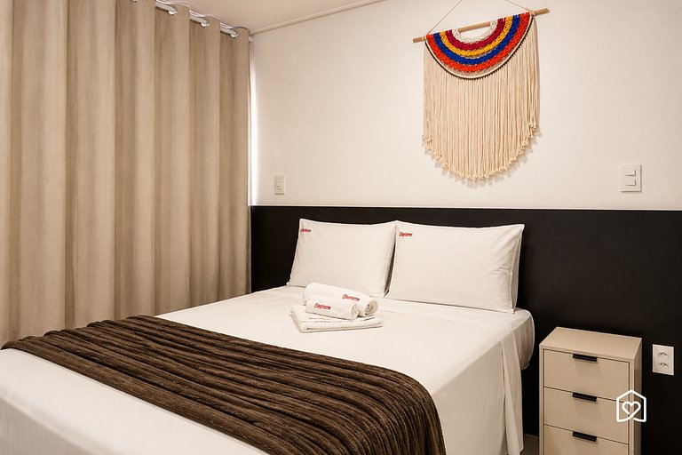 Flat c/ varanda espaçoso Tambaú praia - LikeHome
