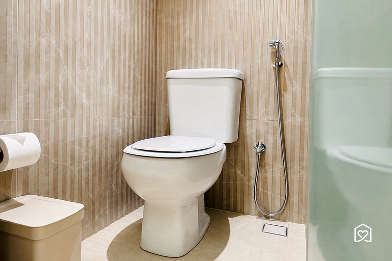Flat beira mar c/ vista no Bessa - LikeHome