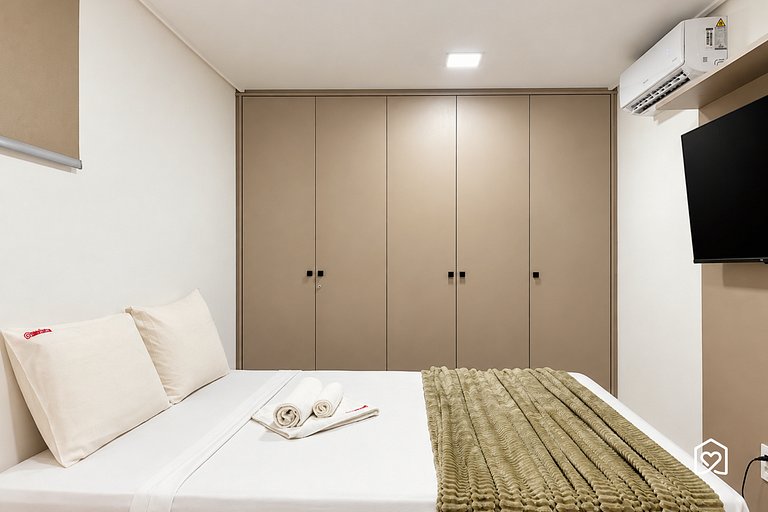 Family apartment with balcony near Tambaú Beach