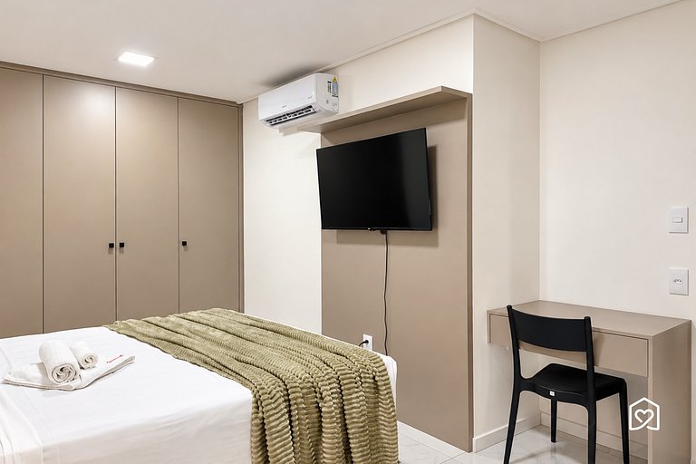 Family apartment with balcony near Tambaú Beach