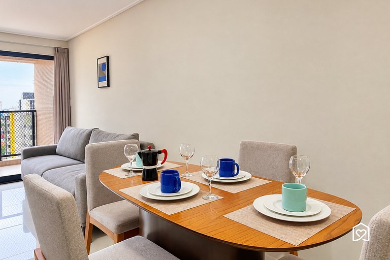 Family apartment with balcony near Tambaú Beach