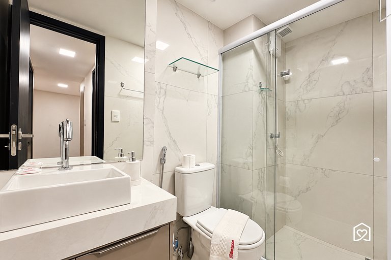 Family apartment with balcony near Tambaú Beach