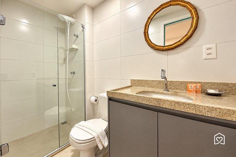 Apt. with balcony and view near Manaíra waterfront