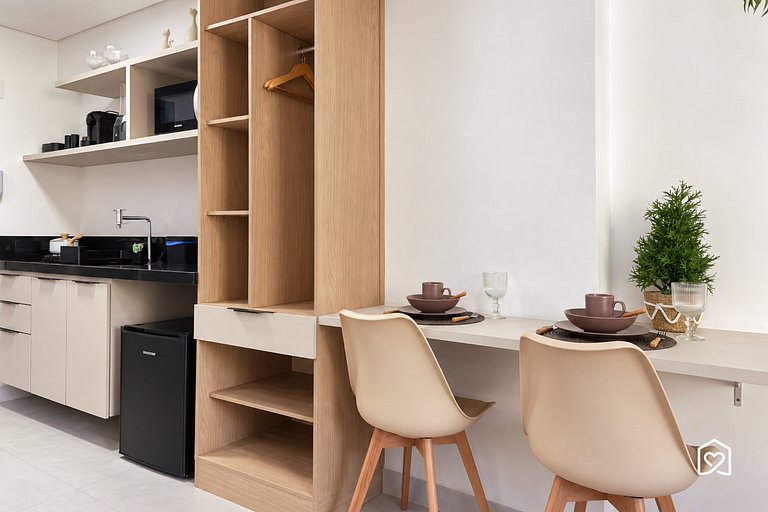 Flat 4 min from the beach and rooftop pool sea view