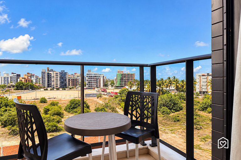 Flat c/ varanda para 4 pessoas em Intermares