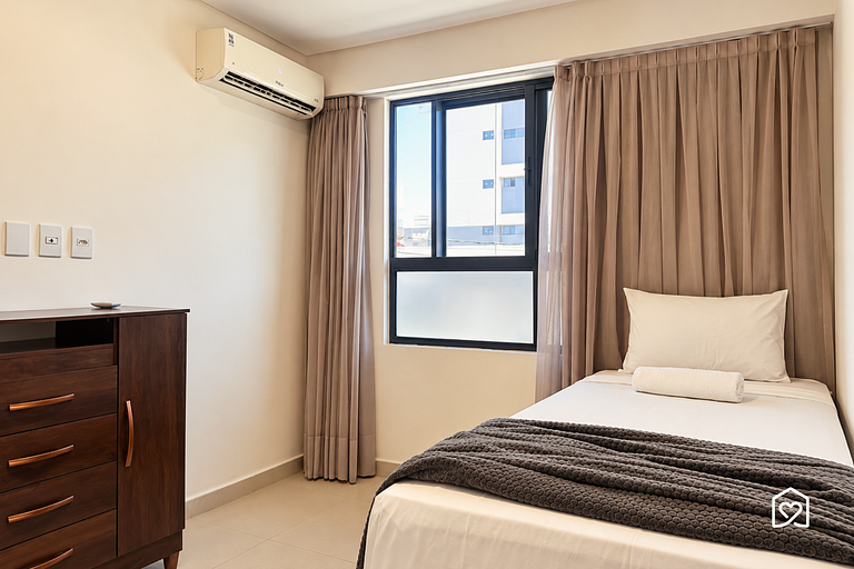 Flat para 3 pessoas c/ varanda em Intermares